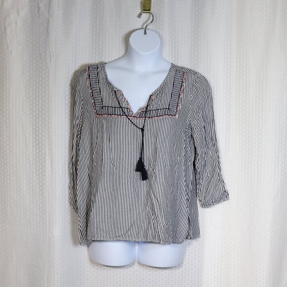 Old Navy Size XL The tunic shirt blue/white striped w/embroidered bodice - Picture 1 of 11